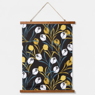 Elegant Tulip Floral Pattern Hanging Tapestry