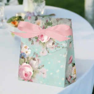 Elegant Vintage Pink and White Floral on Mint Favour Box