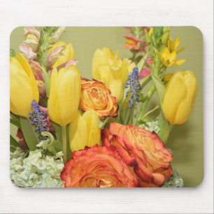 Elegant Vintage Pink Red roses floral Mouse Pad