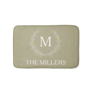 Elegant vintage wreath decoration bath mat