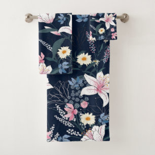 Elegant watercolor floral decorative eye-catching bath towel set