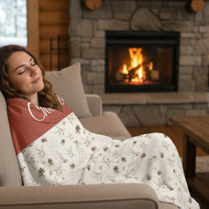 Elegant Watercolor Woodland Winterberry Pattern Fleece Blanket