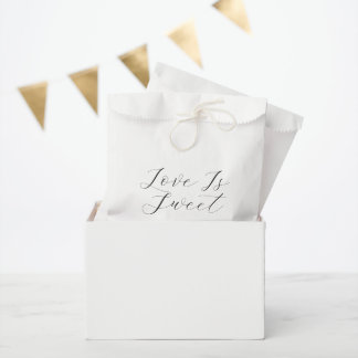 Elegant wedding favour bag