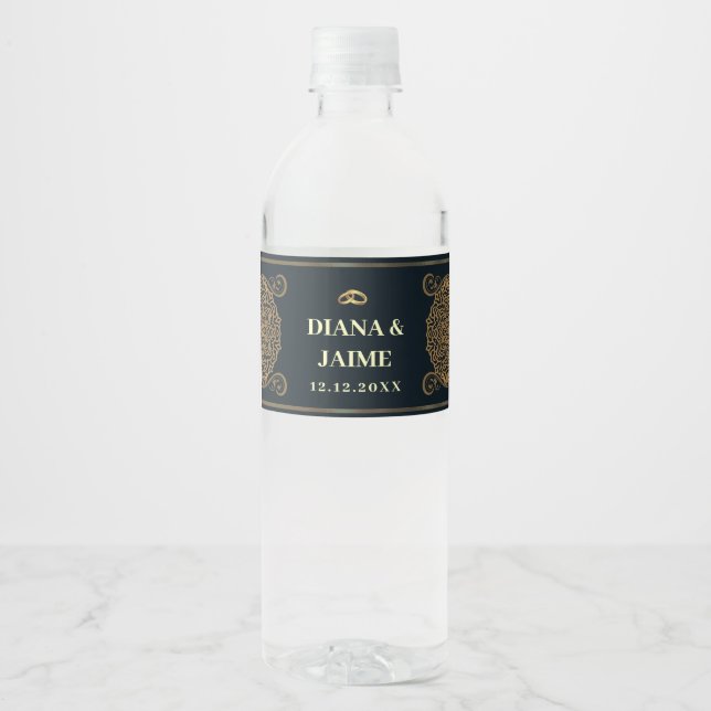 Elegant Wedding Favours Rustic Black Modern  Water Bottle Label (Front)