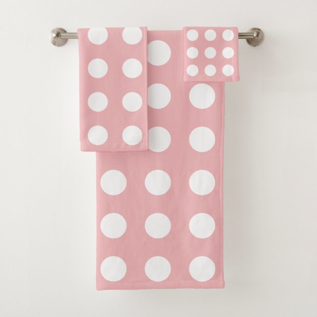 Elegant White Circles on Light Pink Bath Towel Set (Insitu)