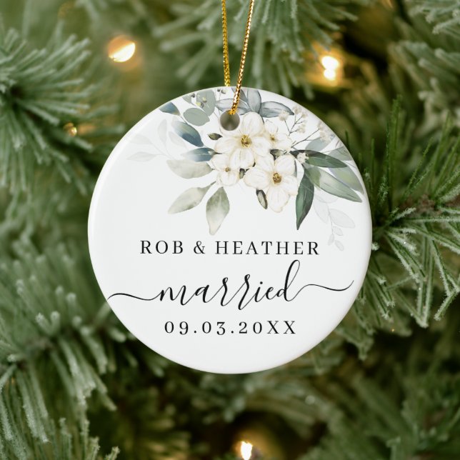 Elegant Wild Flowers Personalised Married Newlywed Ceramic Ornament (Tree)