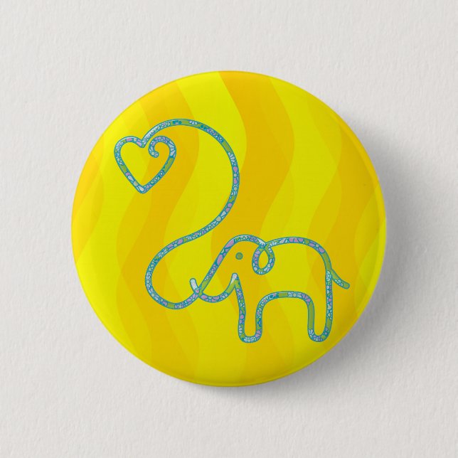 ELEPHANT with heart 6 Cm Round Badge (Front)