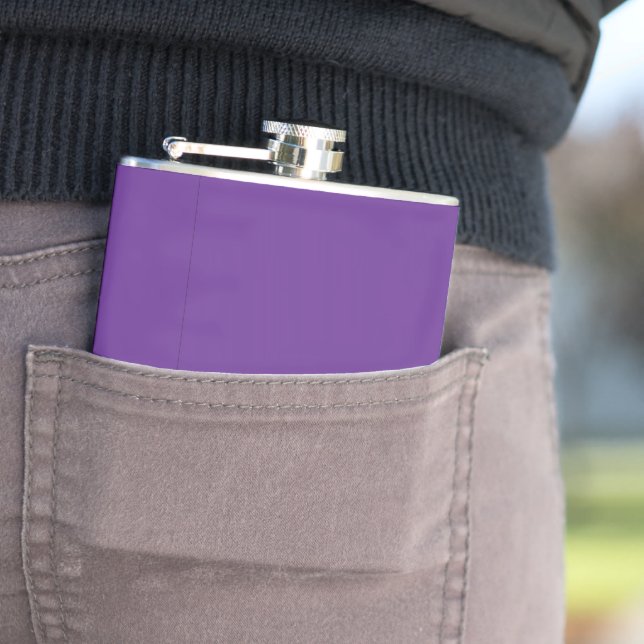 Elevate Your Website Design with a Stunning Purple Hip Flask (In Situ)