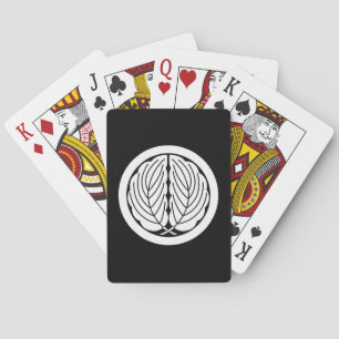 Embracing oak leaves in circle playing cards