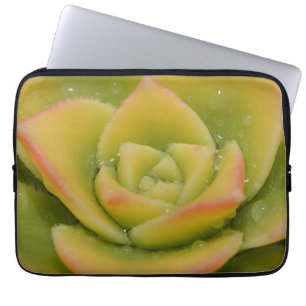 Emerald Bloom: Nature’s Liquid Jewel Laptop Sleeve