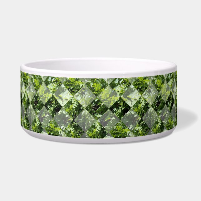 Emerald Elegance: Green Leaves in Diamond Cut, (Front)