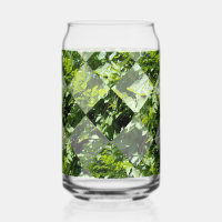 Emerald Elegance: Green Leaves in Diamond Cut,