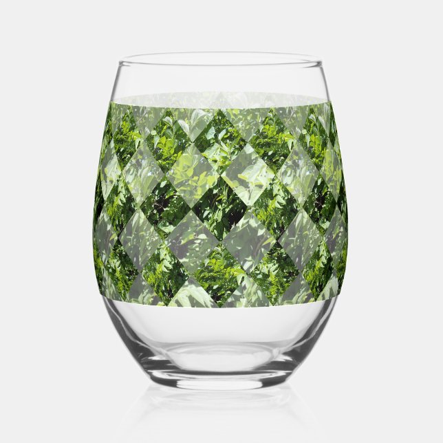 Emerald Elegance: Green Leaves in Diamond Cut, Stemless Wine Glass (Front)