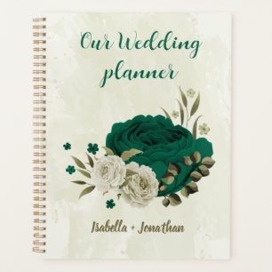 emerald green beige flowers wedding  planner