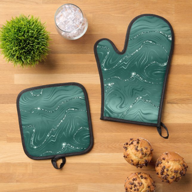 Emerald Green Glitzy Marble Oven Mitt & Pot Holder Set (Top Down)