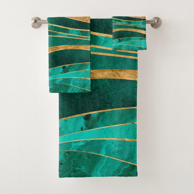 Emerald Green Gold Metallic Wavy Abstract Bath Towel Set (Insitu)