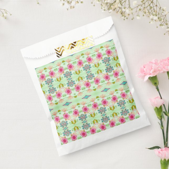 Enchanting Eclectic Garden: Diverse Floral Beauty Favour Bag (Sealed)