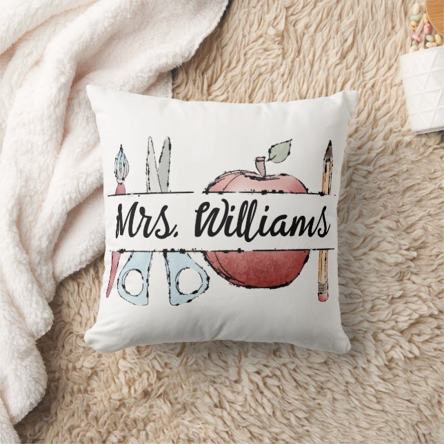 End of Year Teacher Appreciation apple Doodle Cushion (Blanket)