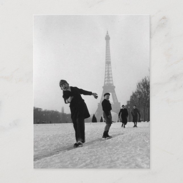 Enfants et neige - Paris - 1945 - Robert Doisneau Postcard (Front)