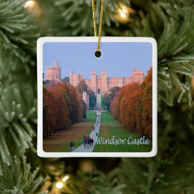 ENG062 WINDSOR CASTLE, England,  Ceramic Ornament (Tree)