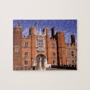 England, Surrey, Hampton Court Palace. 3 Jigsaw Puzzle