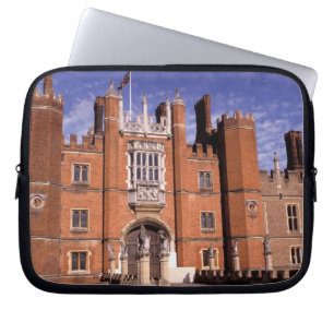 England, Surrey, Hampton Court Palace. 3 Laptop Sleeve