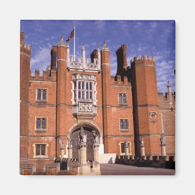 England, Surrey, Hampton Court Palace. 3 Magnet (Front)