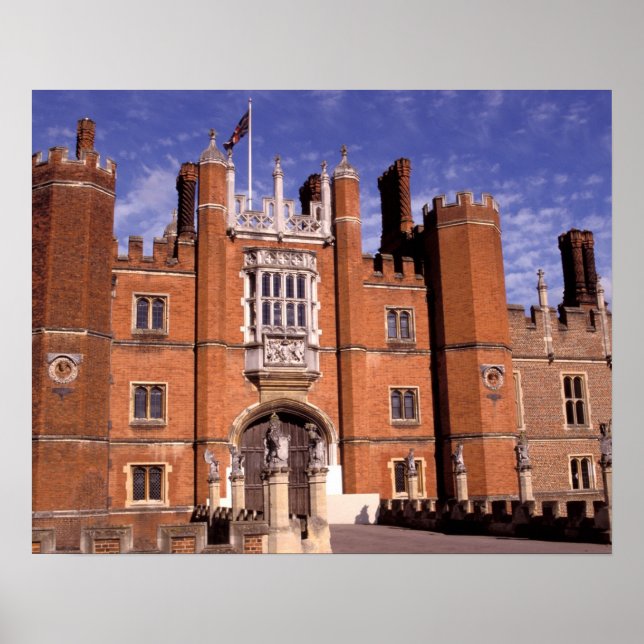England, Surrey, Hampton Court Palace. 3 Poster (Front)