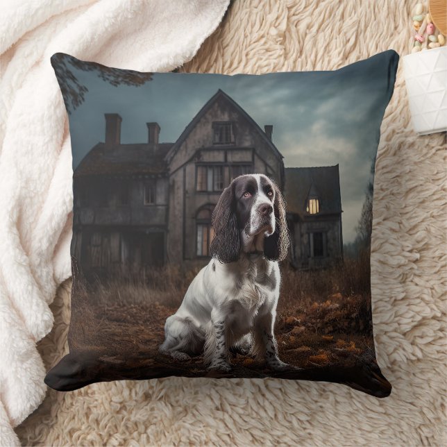 English Springer Spaniel Halloween Scary Cushion (Blanket)