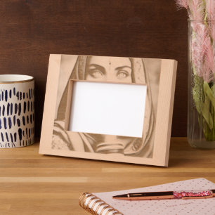 Enigmatic Beauty: Oriental Woman Design Etched Frames
