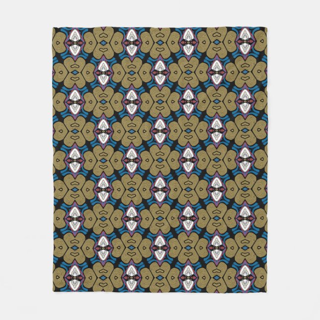 Enigmatic Owl and Heart Pattern Fleece Blanket (Front)