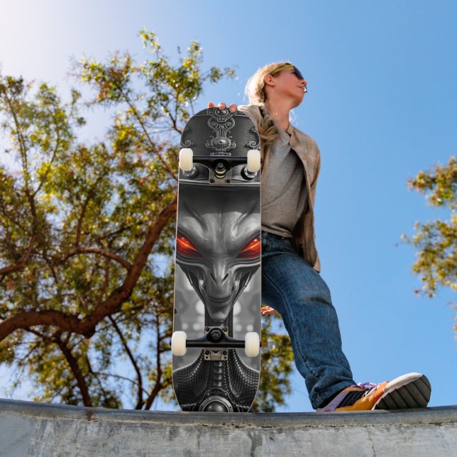 Epic Steampunk Alien Skateboard Design (Outdoor 1)