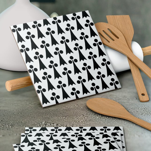 Ermine Pattern, Mediaeval Pattern, Black on White Ceramic Tile (Creator Uploaded)