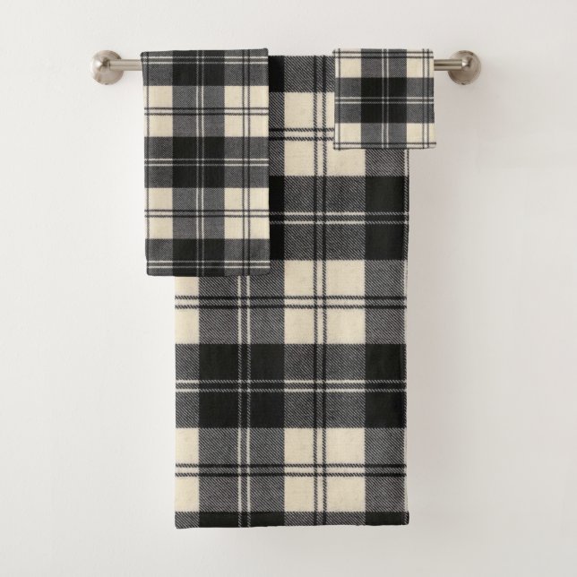 Erskine Modern Original Tartan Bath Towel Set (Insitu)