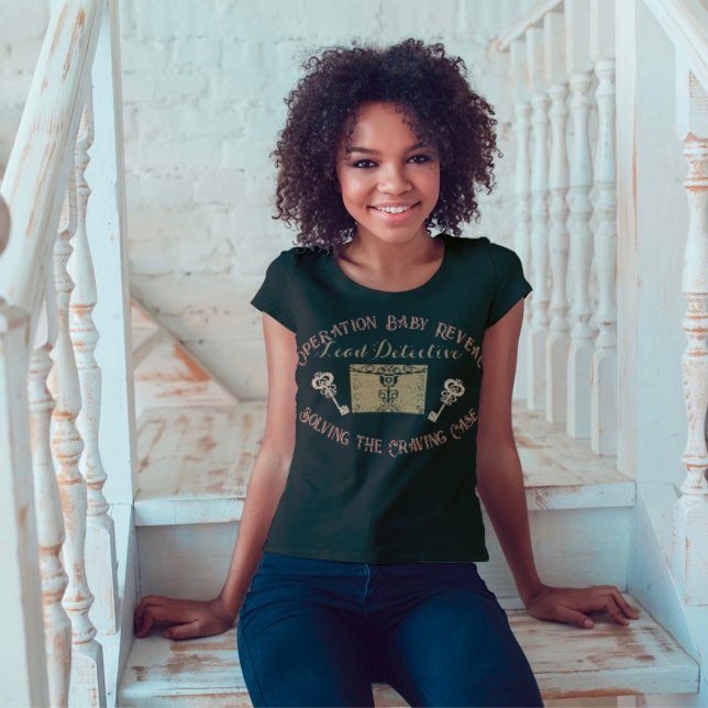 Escape Room Gender Reveal Mum to Be T-Shirt (Creator Uploaded)