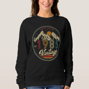 Est Vintage 1985 38 Year Old Gifts 38th Birthday M Sweatshirt