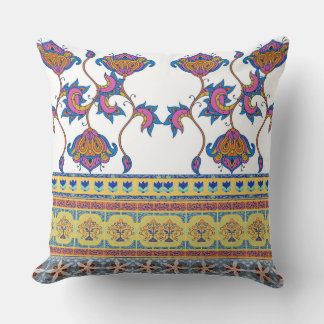 Estampa Indiana Cushion
