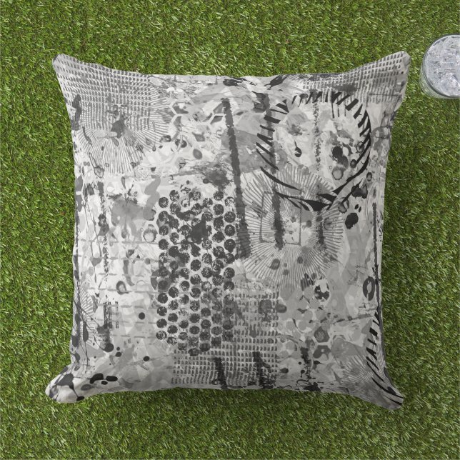 Etchings Graffiti Cushion (Grass)