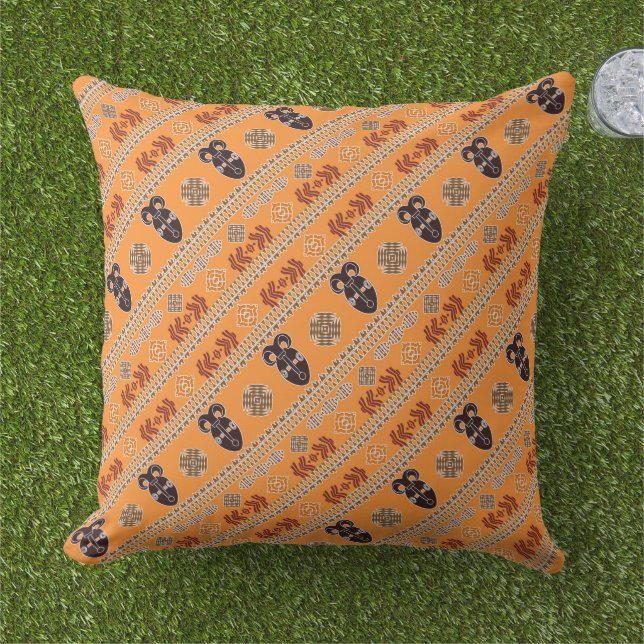 ethnic african mask pattern cushion (Grass)