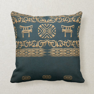 Ethnic african tribal pattern. cushion