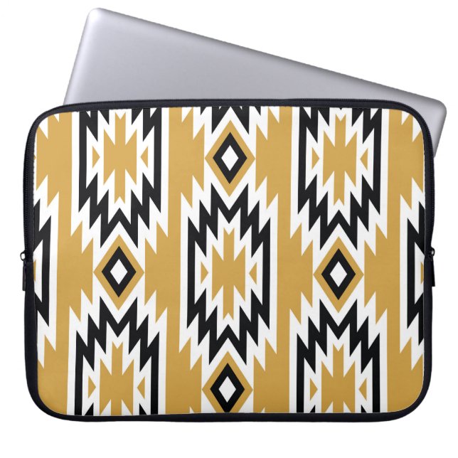 Ethnic boho: vintage geometric pattern. laptop sleeve (Front)