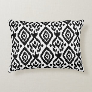 Ethnic hand-drawn, wrapping print pattern. decorative cushion