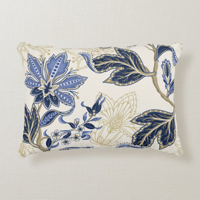 Ethnic seamless pattern with Indian ornament. Vint Decorative Cushion (Front)