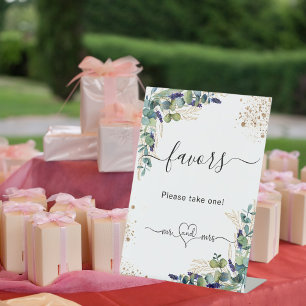 Eucalyptus greenery wedding favours guests pedestal sign