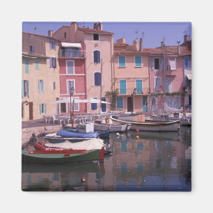 Europe, France, Provence, Martigues. Mirror of Magnet