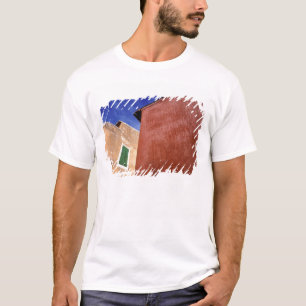 Europe, France, Roussillon. Colourful walls are T-Shirt