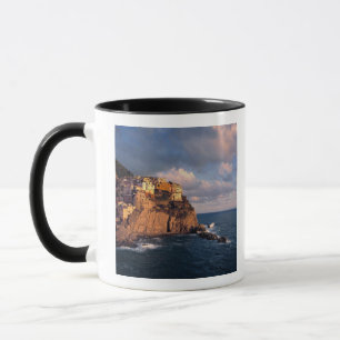 Europe, Italy, Manarola. The cliff-nestled Mug
