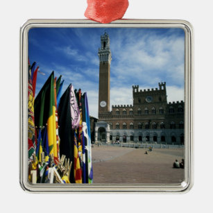 Europe, Italy, Tuscany, Siena. Piazza del Metal Ornament