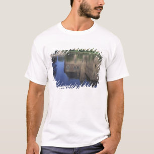 Europe, Netherlands, Vorden Vorden Castle T-Shirt