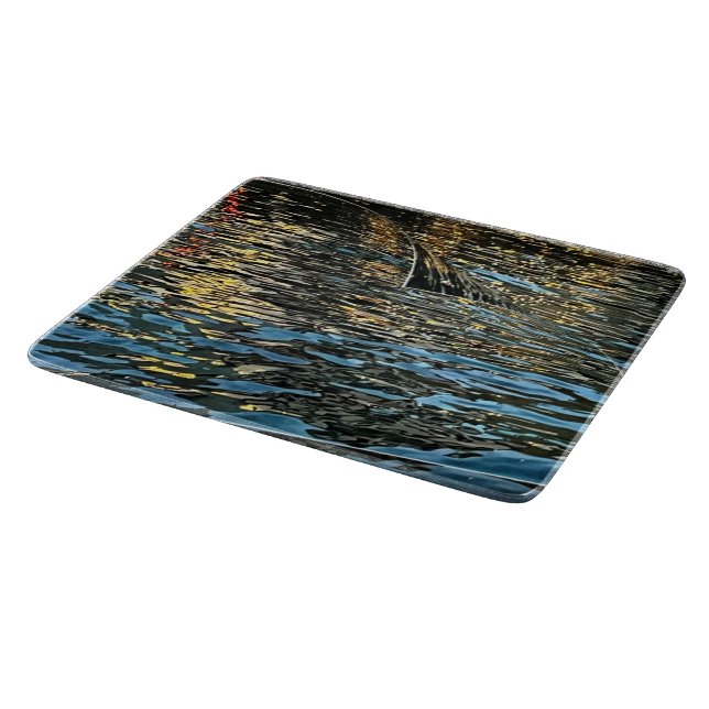 Evening lights on the sea cutting board (Corner)